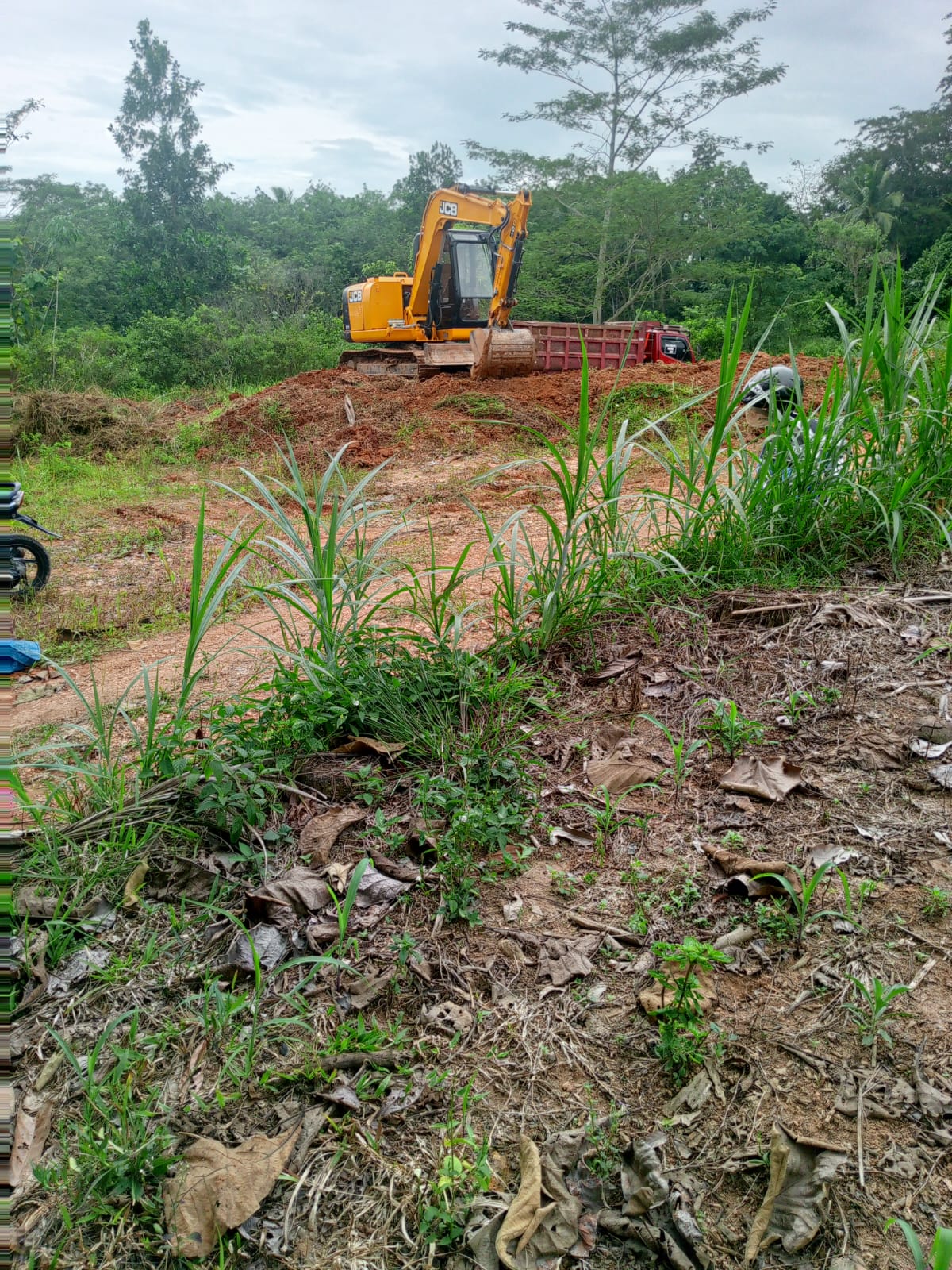 Di Duga Galian C tambang liar Ilegal Di Jati Agung Ancam Lingkungan